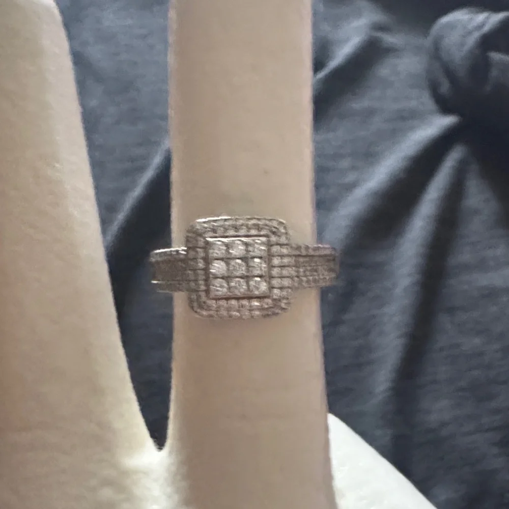 Sterling Silver Square Halo Ring with Clustered Stones - Silver size‎ (7)